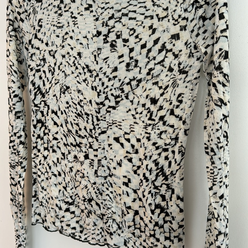 FP Movement Lightweight Pattern Layer - Picture 2 of 5